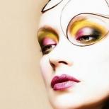 Makijaż do sesji zdjęciowej: tworzenie modnego wyglądu krok po kroku