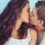 Come baciare correttamente un ragazzo sulle labbra senza lingua per la prima volta?