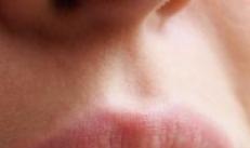 Tato bibir dengan arsir: foto, proses dan hasil prosedur, tips dan rekomendasi Bentuk tato bibir