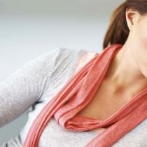 Krūties skausmas po menstruacijų: galimos priežastys